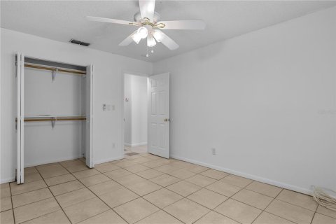 House in Lehigh Acres, Florida 2 bedrooms, 75.81 sq.m. № 2222917 - photo 21