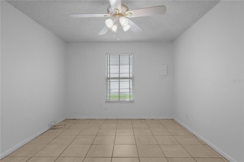 House in Lehigh Acres, Florida 2 bedrooms, 75.81 sq.m. № 2222917 - photo 20