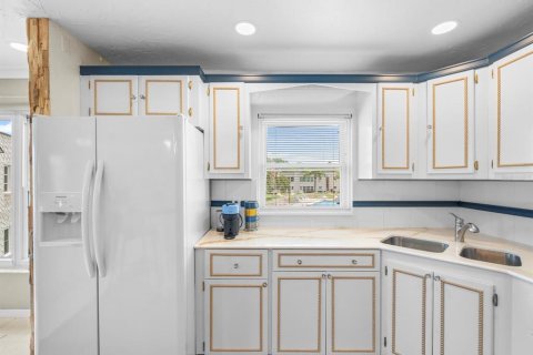 Condo in Seminole, Florida, 2 bedrooms  № 1765682 - photo 19