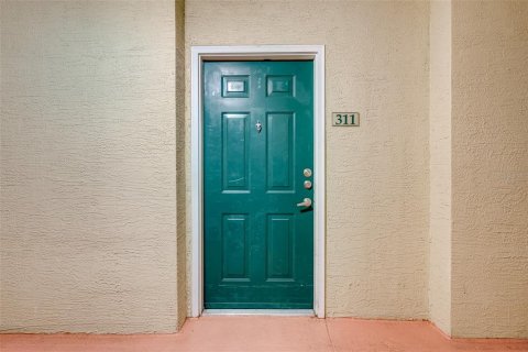 Copropriété à vendre à Clearwater, Floride: 2 chambres, 93.83 m2 № 2097264 - photo 2
