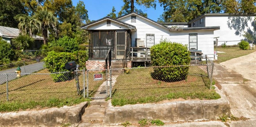 House in Tallahassee, Florida 3 bedrooms, 106.28 sq.m. № 2224422