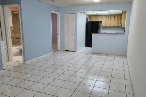 Apartment in Miami, Florida 2 bedrooms, 72 sq.m. № 2060823 - photo 3