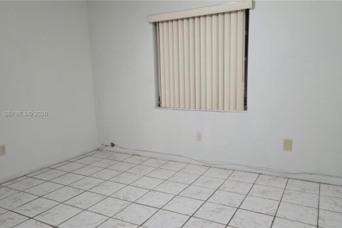 Apartment in Miami, Florida 2 bedrooms, 72 sq.m. № 2060823 - photo 7