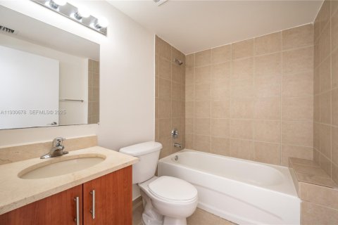 Copropriété à louer à Miami, Floride: 2 chambres, 103.03 m2 № 1989449 - photo 19