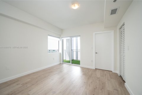 Copropriété à louer à Miami, Floride: 2 chambres, 103.03 m2 № 1989449 - photo 20