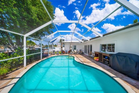 Casa en Pompano Beach, Florida 4 dormitorios, 197.14 m2 № 2074558