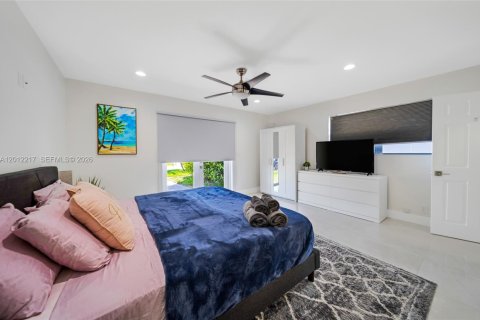 Casa en venta en Pompano Beach, Florida, 4 dormitorios, 197.14 m2 № 2074558 - foto 25