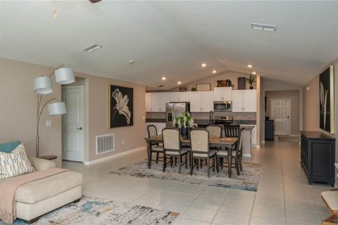 Villa ou maison à vendre à Bartow, Floride: 4 chambres, 205.31 m2 № 1782570 - photo 8