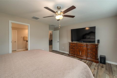 Villa ou maison à vendre à Bartow, Floride: 4 chambres, 205.31 m2 № 1782570 - photo 13