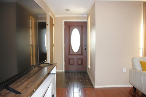 House in New Port Richey, Florida 4 bedrooms, 158.68 sq.m. № 1900674 - photo 16