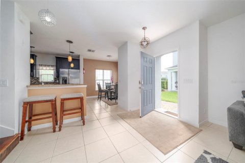 Touwnhouse à vendre à Davenport, Floride: 3 chambres, 152.92 m2 № 1765147 - photo 4