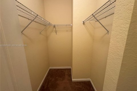 Apartment in Doral, Florida 2 bedrooms, 111.95 sq.m. № 2077923 - photo 6