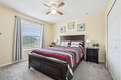 House in Kissimmee, Florida 4 bedrooms, 264.49 sq.m. № 1743751 - photo 23