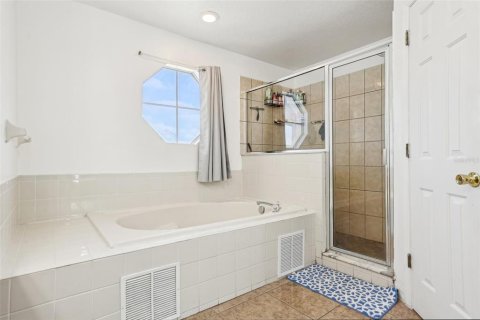 House in Kissimmee, Florida 4 bedrooms, 264.49 sq.m. № 1743751 - photo 22