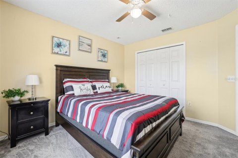 House in Kissimmee, Florida 4 bedrooms, 264.49 sq.m. № 1743751 - photo 24