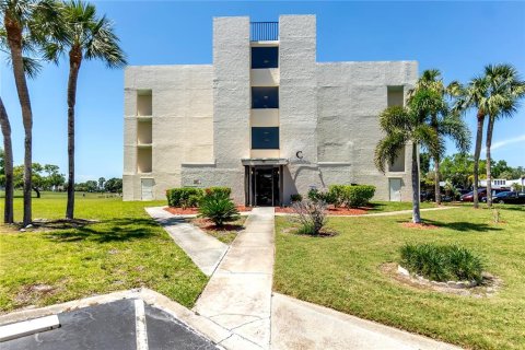 Condominio en Bradenton, Florida, 2 dormitorios  № 2101061