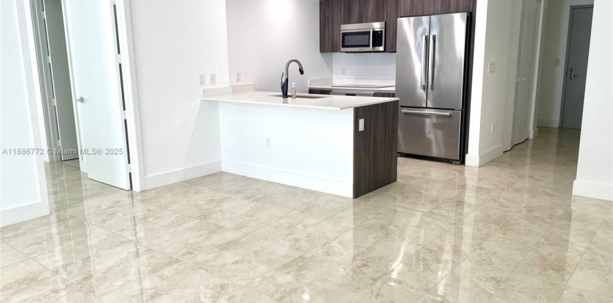 Condo in Miami, Florida, 1 bedroom № 1933503