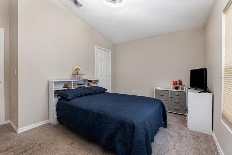 House in Winter Haven, Florida 3 bedrooms, 133.78 sq.m. № 1769057 - photo 14