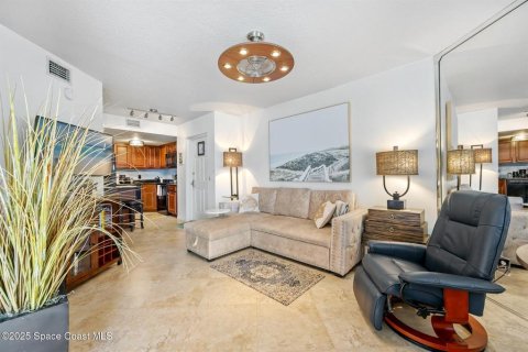Copropriété à vendre à Cape Canaveral, Floride: 1 chambre, 66.7 m2 № 1670941 - photo 5