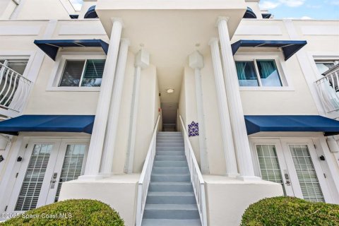 Copropriété à vendre à Cape Canaveral, Floride: 1 chambre, 66.7 m2 № 1670941 - photo 1