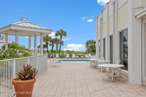 Copropriété à vendre à Cape Canaveral, Floride: 1 chambre, 66.7 m2 № 1670941 - photo 27