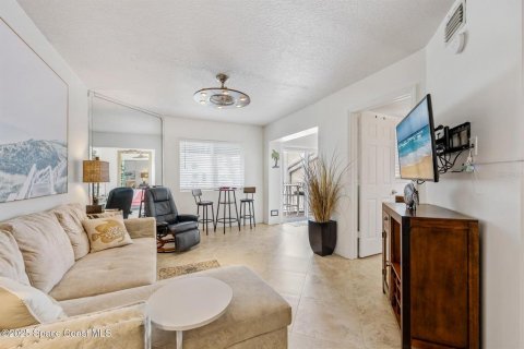 Copropriété à vendre à Cape Canaveral, Floride: 1 chambre, 66.7 m2 № 1670941 - photo 10