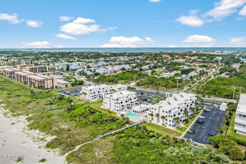 Copropriété à vendre à Cape Canaveral, Floride: 1 chambre, 66.7 m2 № 1670941 - photo 30
