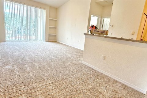 Condo in Maitland, Florida, 2 bedrooms  № 1843300 - photo 3
