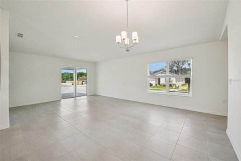 Villa ou maison à vendre à Mount Dora, Floride: 3 chambres, 140.38 m2 № 2408813 - photo 3