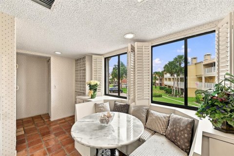 Townhouse in Treasure Island, Florida 2 bedrooms, 188.13 sq.m. № 2379730 - photo 26