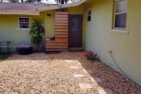 Купить виллу или дом в Майами, Флорида 4 спальни, 129.6м2, № 1998183 - фото 8