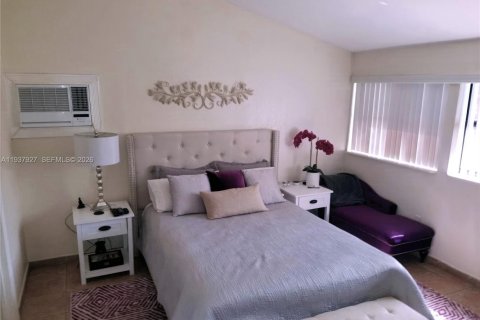 Купить виллу или дом в Майами, Флорида 4 спальни, 129.6м2, № 1998183 - фото 20