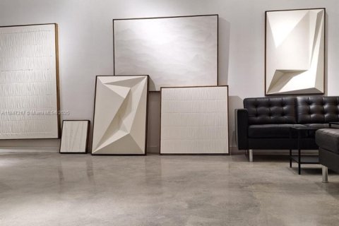 Immobilier commercial à vendre à Miami, Floride № 2021647 - photo 8