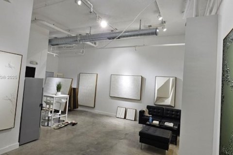 Immobilier commercial à vendre à Miami, Floride № 2021647 - photo 11