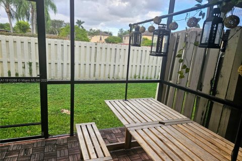 Copropriété à vendre à Miami, Floride: 2 chambres, 134.71 m2 № 1966556 - photo 21