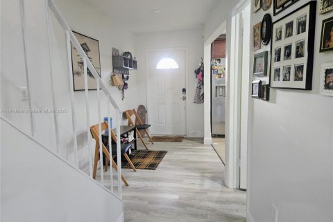 Copropriété à vendre à Miami, Floride: 2 chambres, 134.71 m2 № 1966556 - photo 9