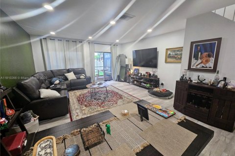 Copropriété à vendre à Miami, Floride: 2 chambres, 134.71 m2 № 1966556 - photo 7