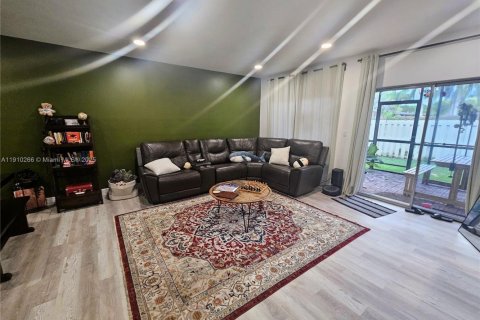 Copropriété à vendre à Miami, Floride: 2 chambres, 134.71 m2 № 1966556 - photo 8