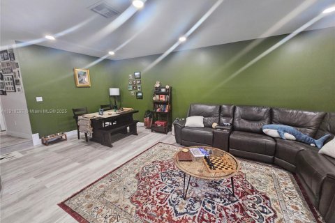 Copropriété à vendre à Miami, Floride: 2 chambres, 134.71 m2 № 1966556 - photo 6