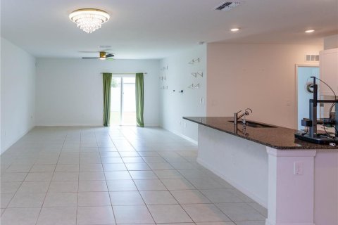 Купить виллу или дом в Спринг-Хилл, Флорида 10 комнат, 239.69м2, № 2287284 - фото 2