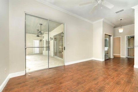 Villa ou maison à vendre à Apopka, Floride: 4 chambres, 220.46 m2 № 1880672 - photo 15