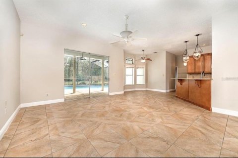 Villa ou maison à vendre à Apopka, Floride: 4 chambres, 220.46 m2 № 1880672 - photo 9