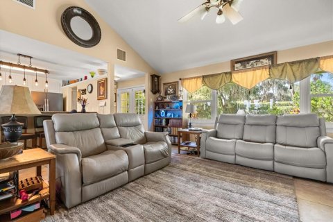 Casa en venta en Leesburg, Florida, 3 dormitorios, 216.18 m2 № 1902685 - foto 12