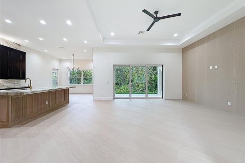 Купить виллу или дом в Хомосасса, Флорида 7 комнат, 249.16м2, № 2227426 - фото 9