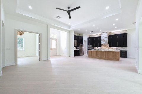 Купить виллу или дом в Хомосасса, Флорида 7 комнат, 249.16м2, № 2227426 - фото 13