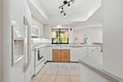 Villa ou maison à vendre à Sarasota, Floride: 3 chambres, 215.44 m2 № 2095689 - photo 9