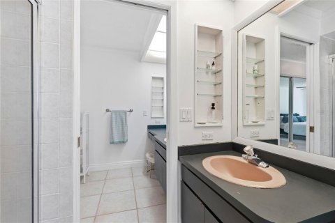 Villa ou maison à vendre à Sarasota, Floride: 3 chambres, 215.44 m2 № 2095689 - photo 19