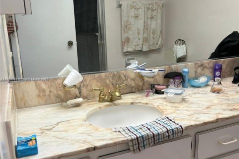Снять в аренду кондоминиум в Майами-Бич, Флорида 1 спальня, 91.04м2, № 1943376 - фото 22