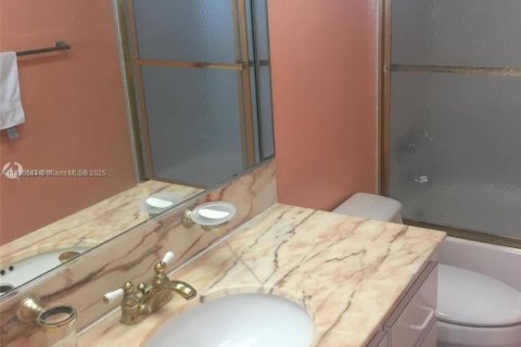 Снять в аренду кондоминиум в Майами-Бич, Флорида 1 спальня, 91.04м2, № 1943376 - фото 20