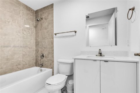 Casa en venta en Homestead, Florida, 4 dormitorios, 167.41 m2 № 2244312 - foto 19